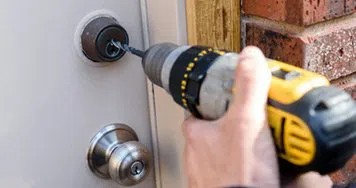 Hopkins MN Locksmith Store Hopkins, MN 952-479-4598 - 13-Key-Broke-In-Lock